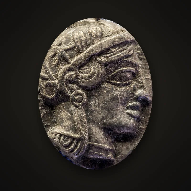 Tétradrachme d’Athènes en argent, tête d’Athéna casquée, avers
